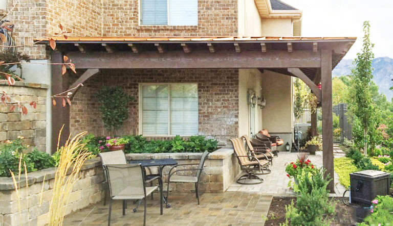 Spread Joy Around the Corner w/L-Shape Pavilion